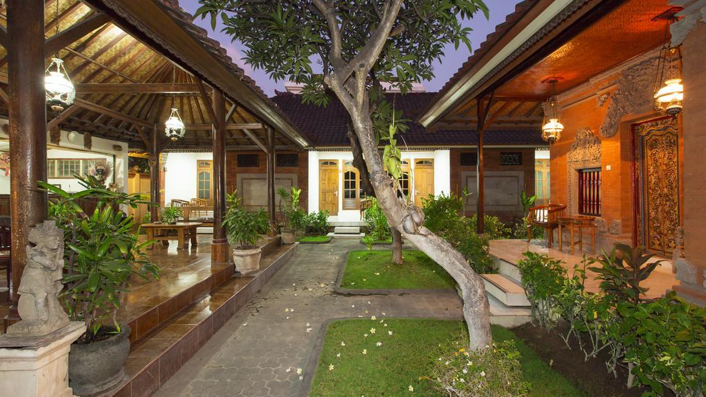 Отель Surya Tropical Kuta Кута Экстерьер фото
