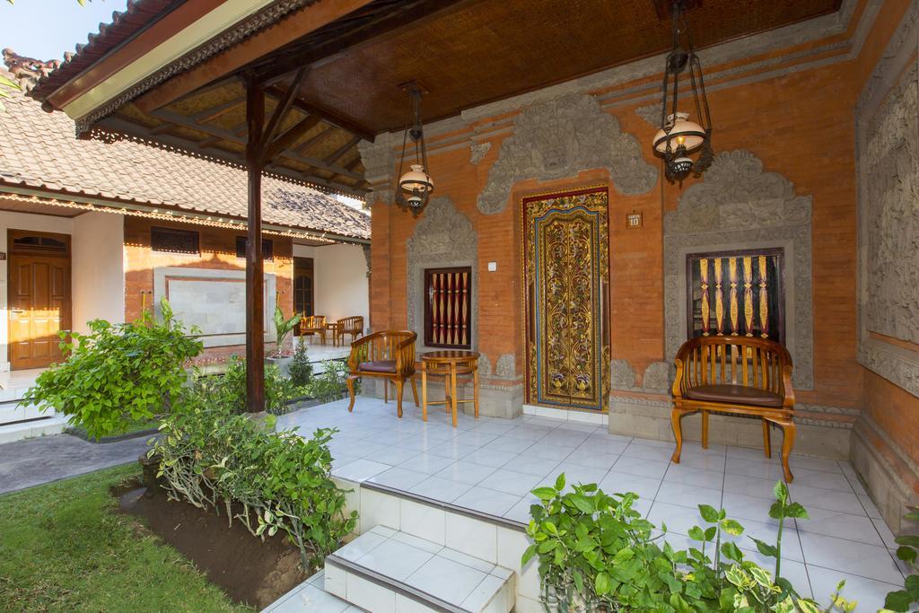 Отель Surya Tropical Kuta Кута Экстерьер фото