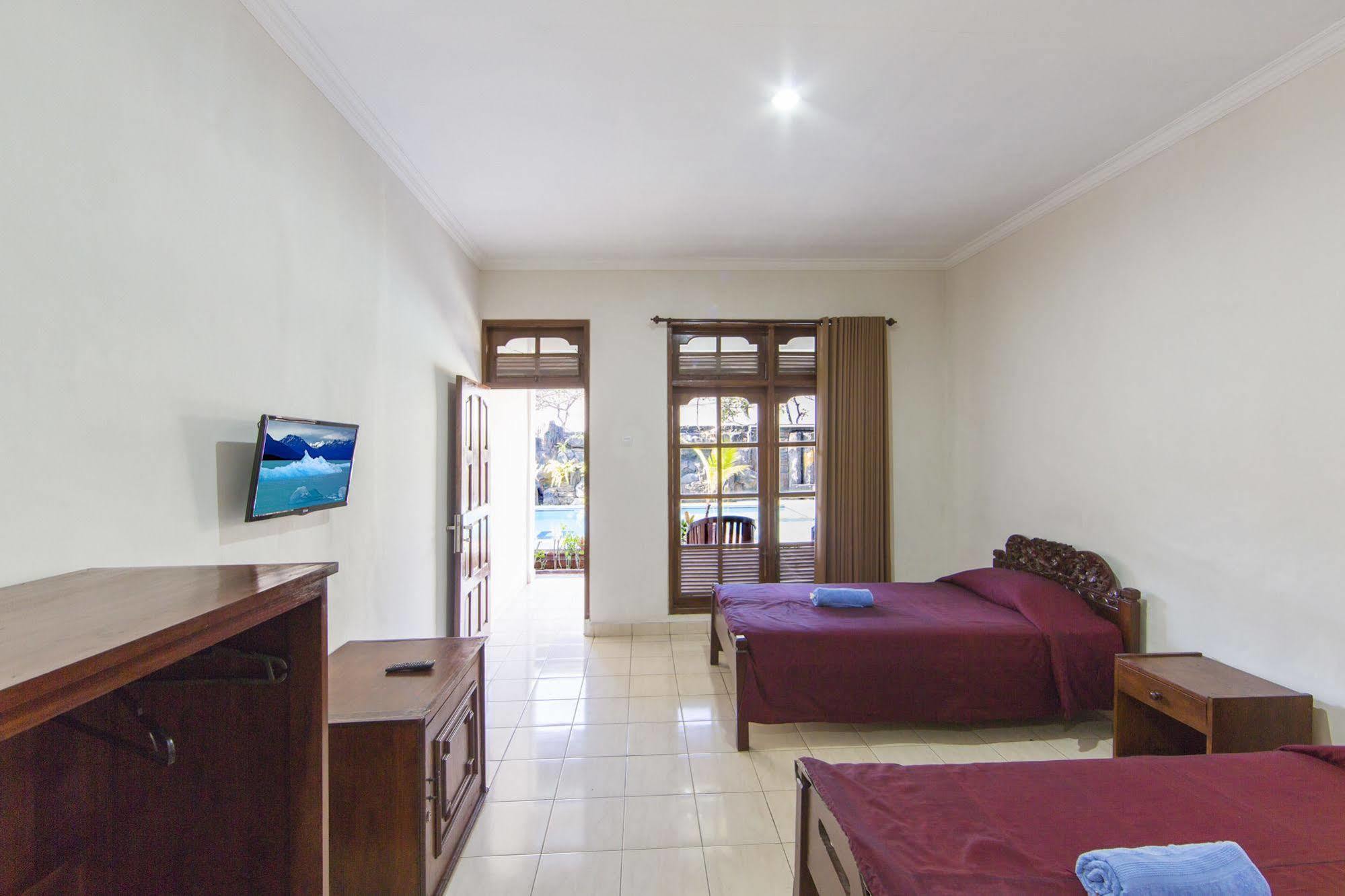 Отель Surya Tropical Kuta Кута Экстерьер фото