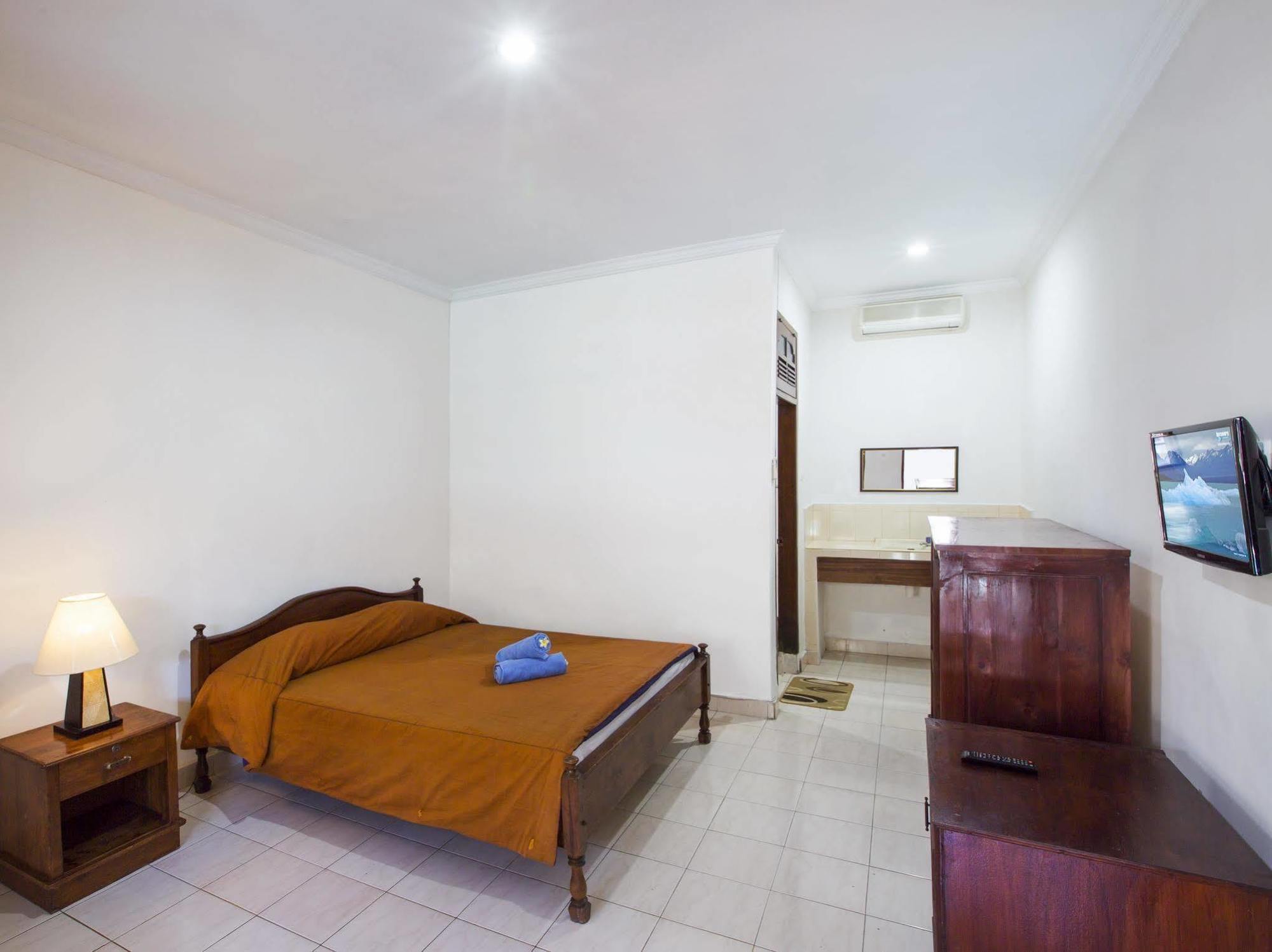 Отель Surya Tropical Kuta Кута Экстерьер фото