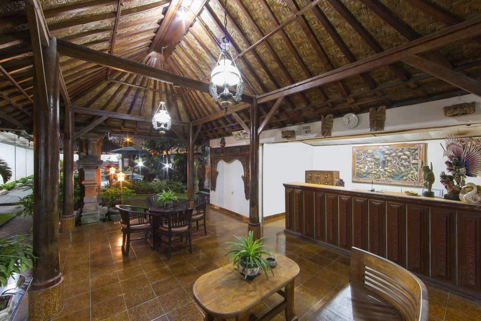 Отель Surya Tropical Kuta Кута Экстерьер фото